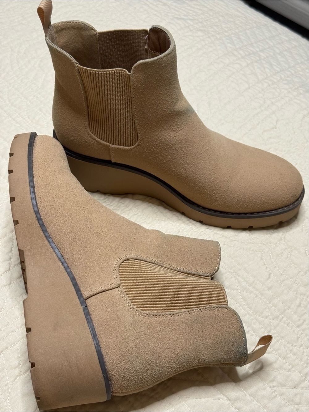 Chunky Tan Chelsea Wedge Ankle Boots